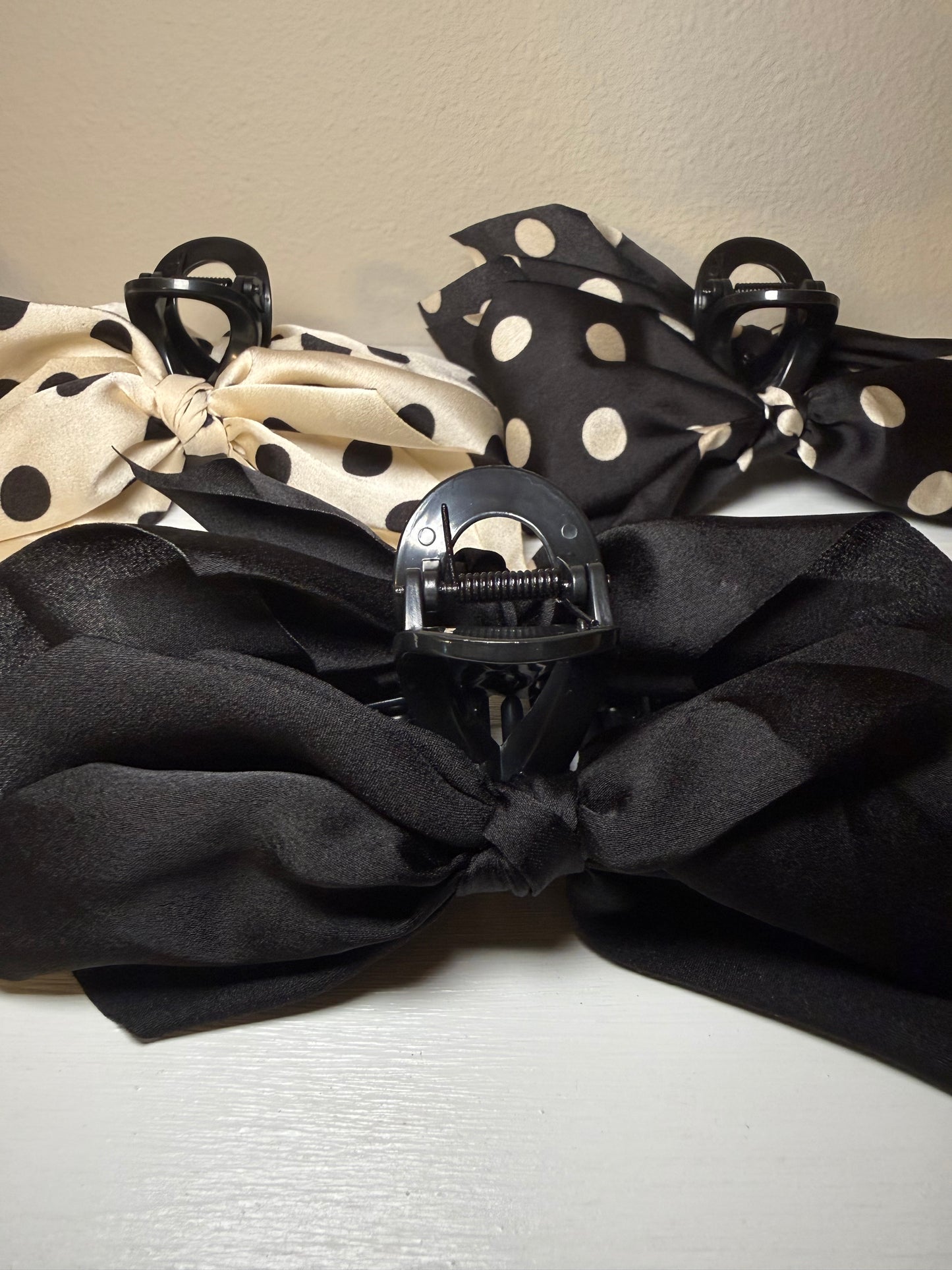 Black Bow Claw Clip