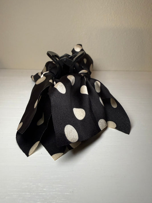 Black & Cream Polka Dot Claw Clip